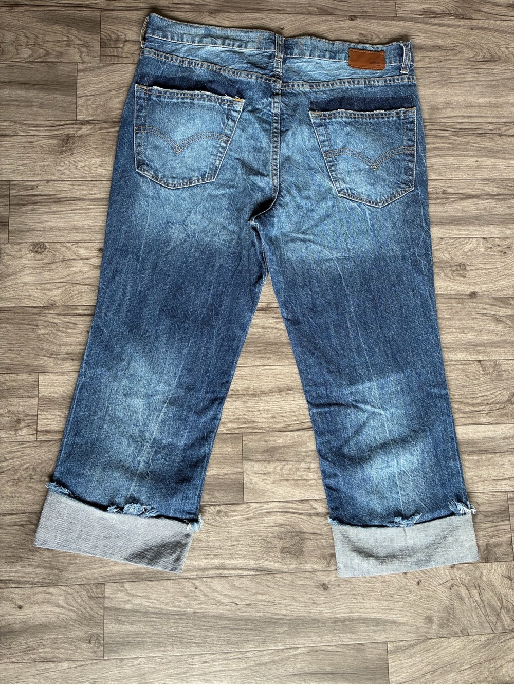Animale Brazil Beaded
Cropped Jeans Women Size 42
Blue Designer
Denim.100%Cotton - Picture 3 of 16